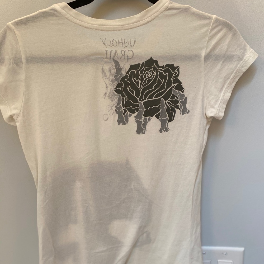 T-shirt with skull unholy grail - Picture 4 of 5